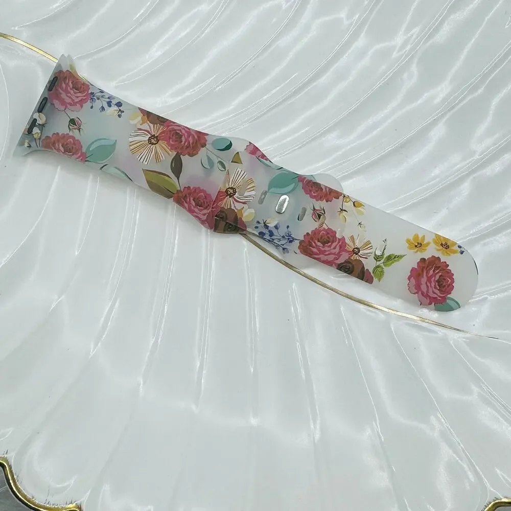 Unbranded floral engraved